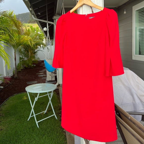 Vince Camuto Red Crepe Puff Sleeve - Picture 5 of 5